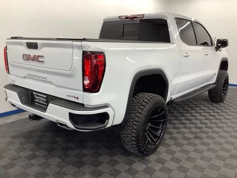 Used 2024 GMC Sierra 1500 AT4 w/ Technology Package AWD/4WD image 24