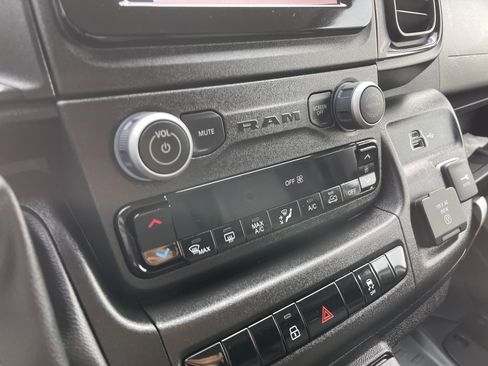 New 2025 RAM ProMaster 2500 w/ Convenience Group image 25