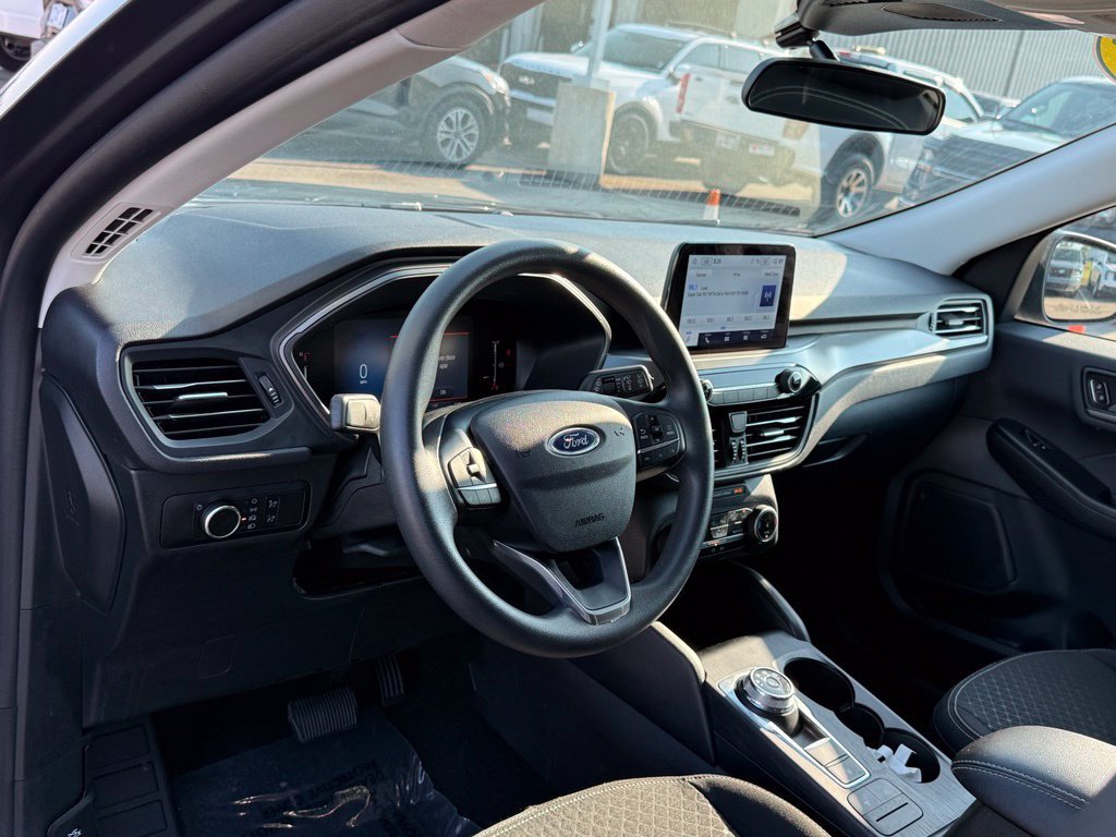 Used 2025 Ford Escape Active FWD image 4