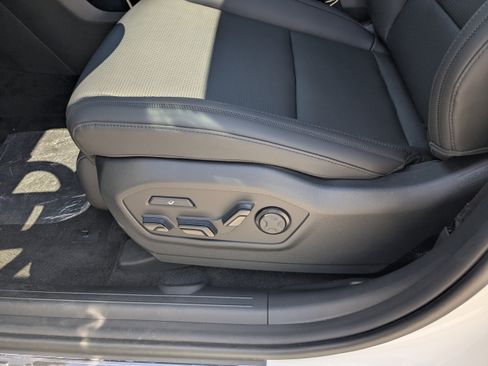 New 2026 Hyundai Santa Fe Calligraphy w/ Tow & Go Package FWD image 23