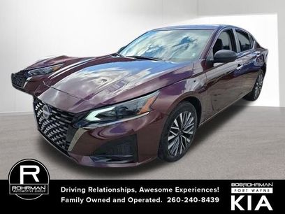 Used 2025 Nissan Altima 2.5 SV