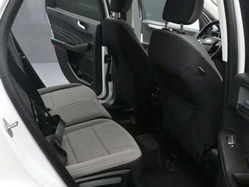 Used 2021 Ford Escape SE w/ Cold Weather Package AWD/4WD image 15