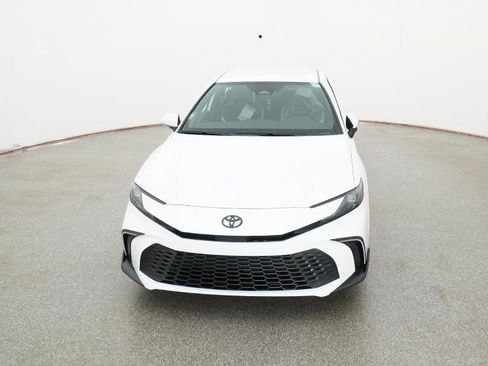 New 2026 Toyota Camry SE FWD image 2