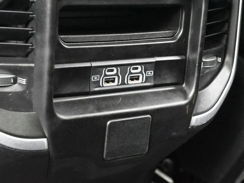 Used 2023 RAM 1500 Big Horn image 39