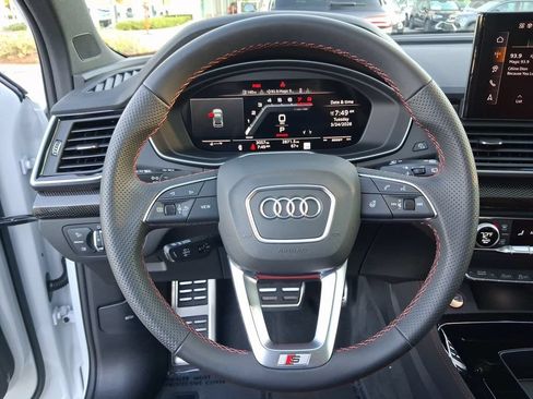 Used 2025 Audi SQ5 Premium Plus AWD/4WD image 22