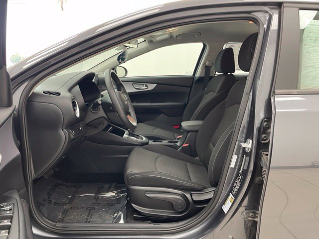 Used 2024 Kia Forte LXS FWD image 8