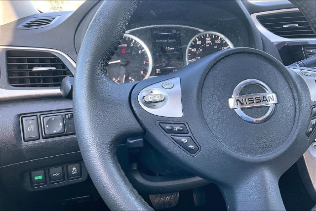 Used 2016 Nissan Sentra SV w/ Style Package FWD image 10