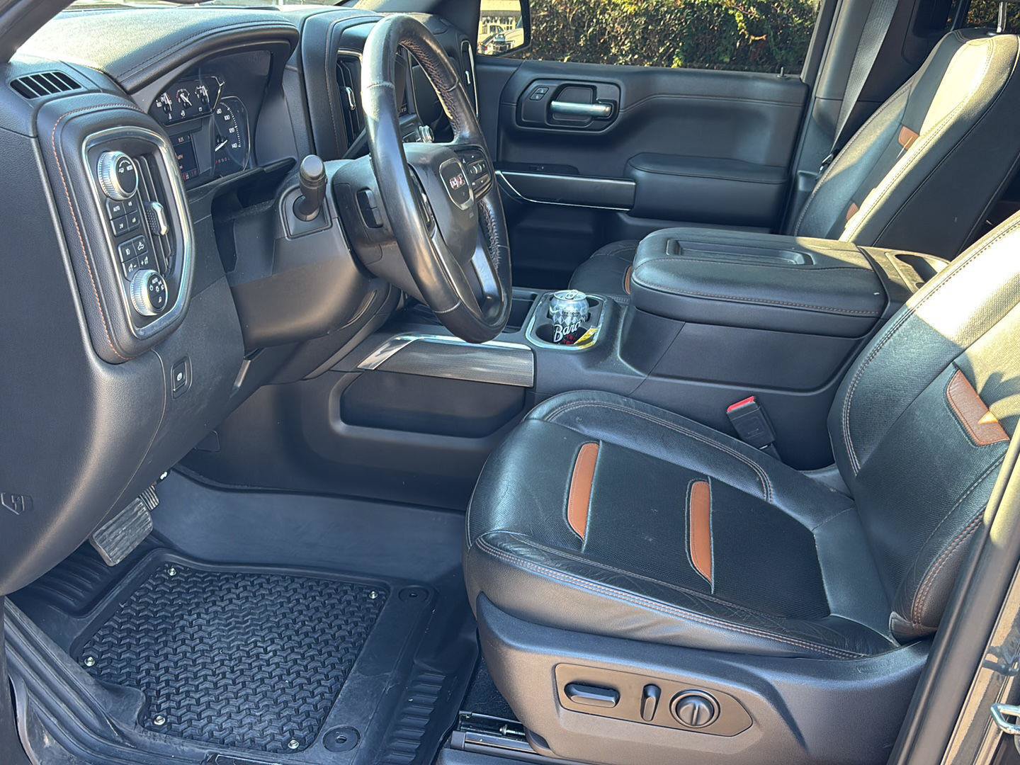 Used 2021 GMC Sierra 1500 AT4 w/ AT4 Preferred Package AWD/4WD image 13