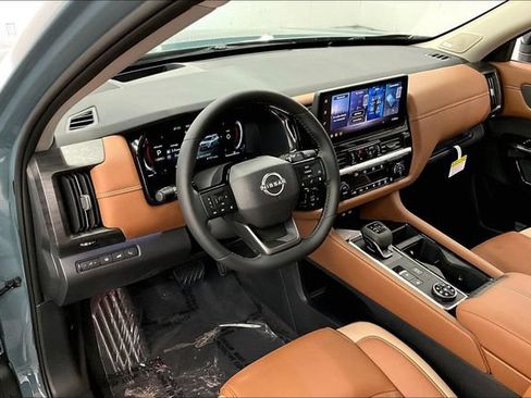New 2026 Nissan Pathfinder Platinum w/ Cargo Package AWD/4WD image 6