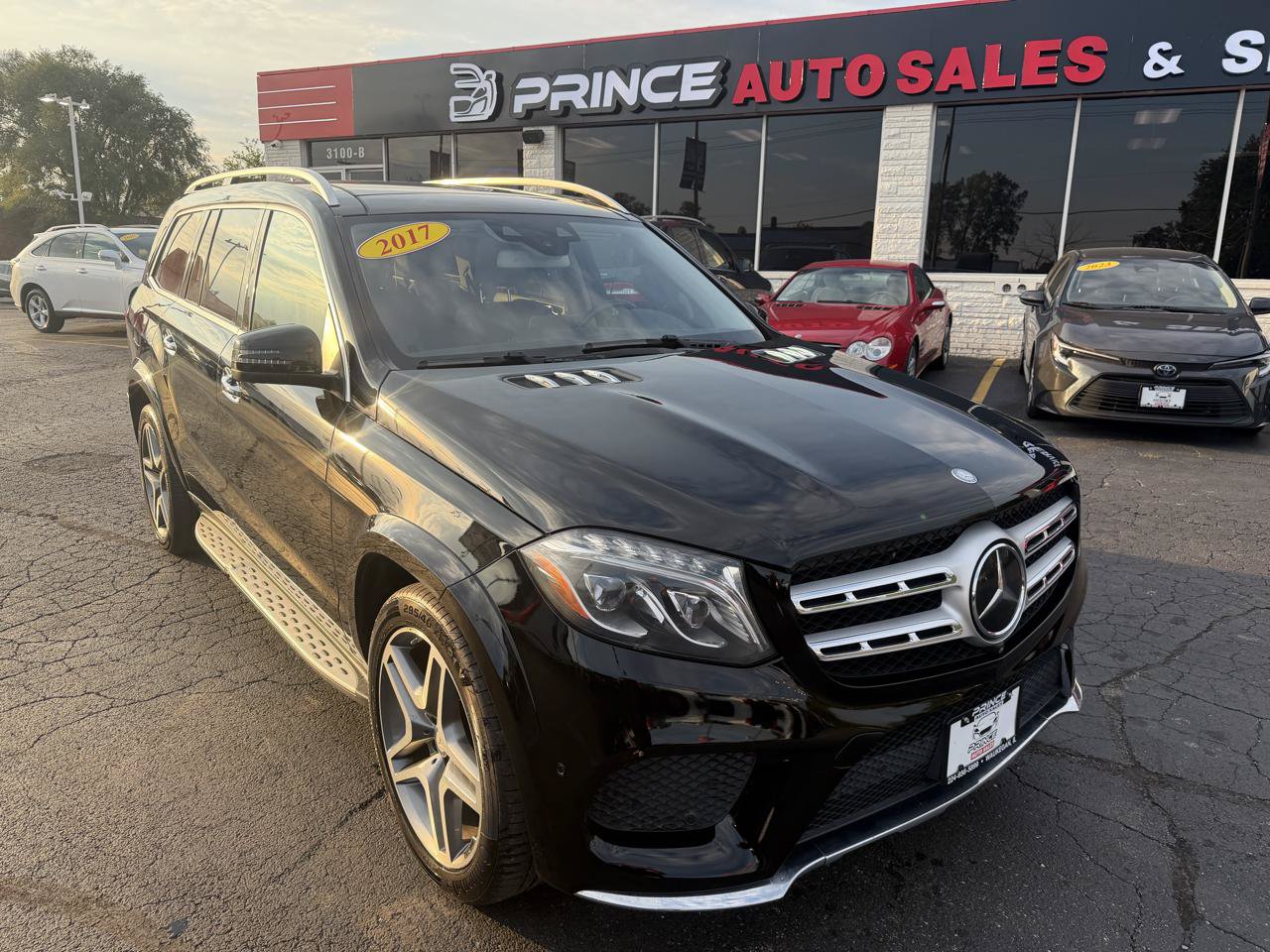 Used 2017 Mercedes-Benz GLS 550 4MATIC image 1