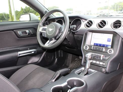 Used 2019 Ford Mustang Coupe w/ Equipment Group 101A RWD image 7
