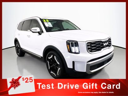 Used 2023 Kia Telluride S w/ S Sunroof Package