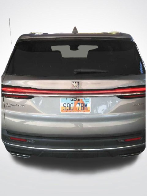 Used 2025 Buick Enclave Preferred AWD/4WD image 5