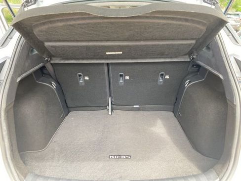 Certified 2023 Nissan Kicks SR w/ SR Premium Package FWD image 19