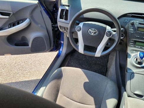 Used 2011 Toyota Prius One image 36