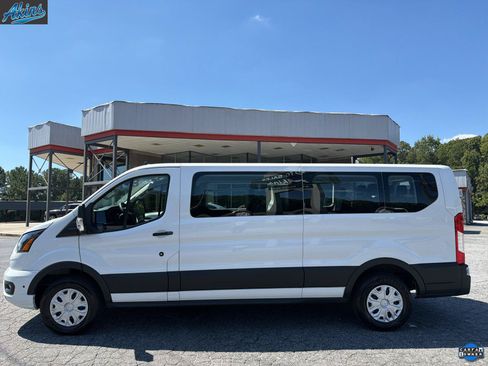 Used 2025 Ford Transit 350 XLT RWD image 2