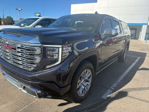 Used 2022 GMC Sierra 1500 Denali image 1