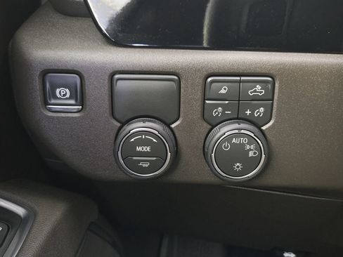 New 2026 Chevrolet Silverado 1500 LT w/ Texas Edition Plus RWD image 23