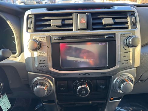 Used 2013 Toyota 4Runner SR5 image 21