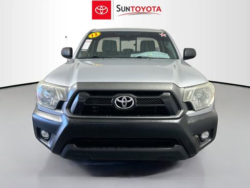 Used 2013 Toyota Tacoma 2WD Regular Cab image 2