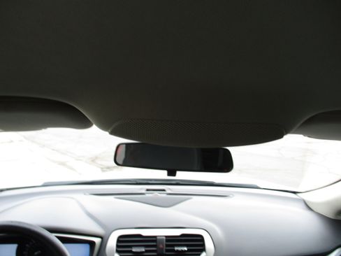 Used 2018 Ford Fusion SE w/ Fusion SE Technology Package image 32