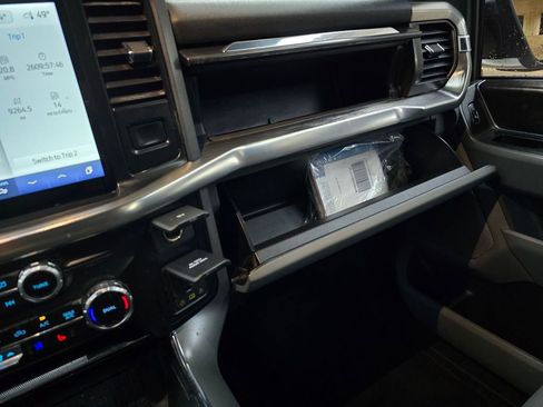 Used 2023 Ford F150 Lariat w/ Trailer Tow Package image 51