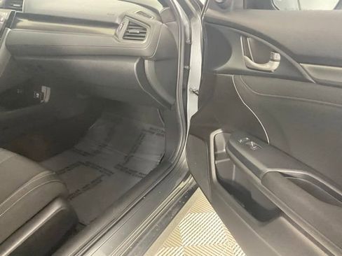 Used 2019 Honda Civic EX image 19