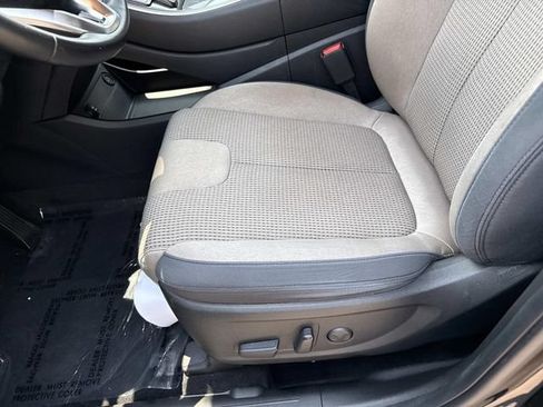 Used 2023 Hyundai Santa Fe SEL FWD image 15