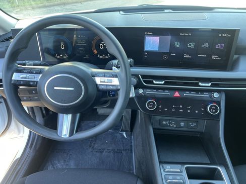 Used 2024 Hyundai Sonata SEL image 11