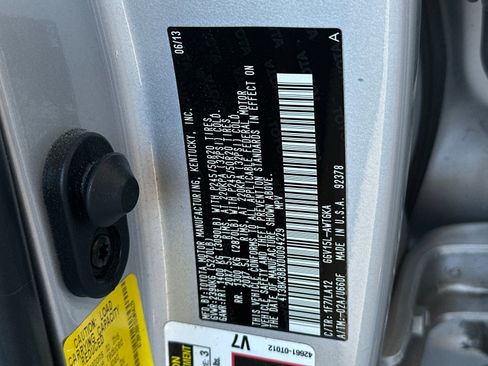 Used 2013 Toyota Venza Limited w/ Tow Prep Pkg image 28