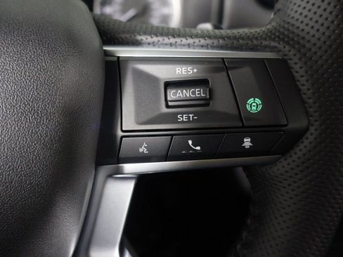 New 2026 Mitsubishi Outlander SE image 43