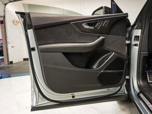 Used 2023 Audi SQ8 Premium Plus image 17