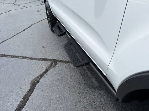 Used 2022 Ford Ranger Lariat w/ Tremor Off-Road Package AWD/4WD image 4