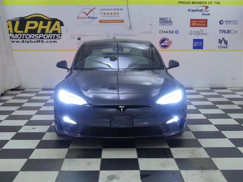 Used 2021 Tesla Model S Plaid image 2