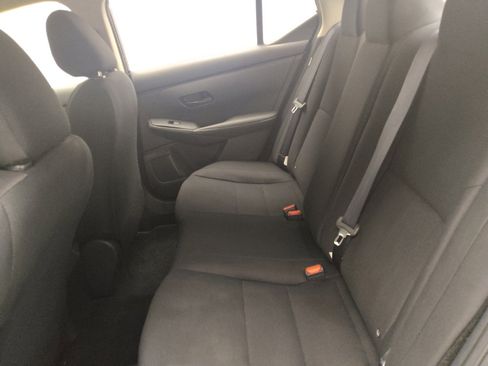 Used 2024 Nissan Sentra S FWD image 18
