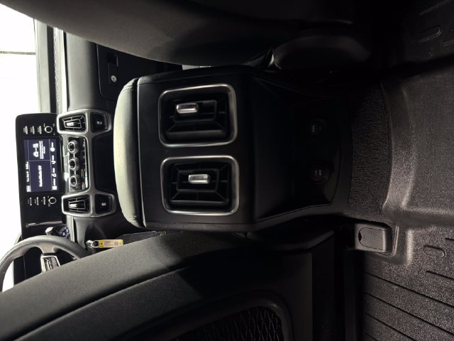 Certified 2023 Kia Sorento LX AWD/4WD image 28