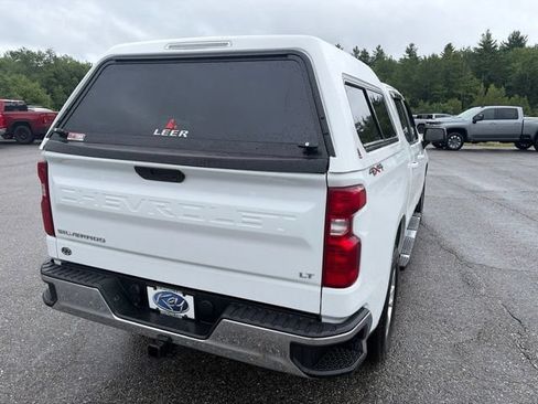 Used 2022 Chevrolet Silverado 1500 LT AWD/4WD image 7