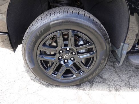 Used 2022 Chevrolet Silverado 1500 LT Trail Boss image 67