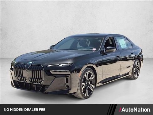 New 2026 BMW 740i RWD image 1