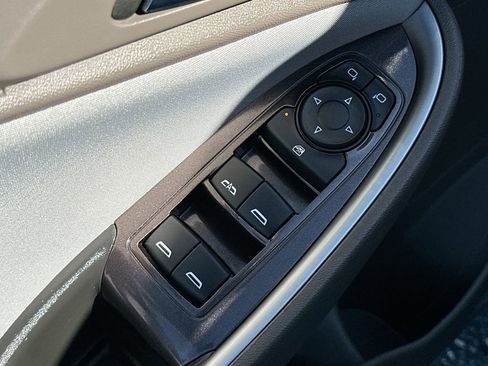 Used 2023 Chevrolet Malibu LT image 18