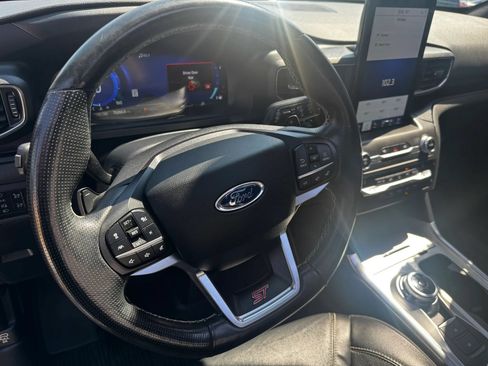Used 2020 Ford Explorer ST w/ ST Street Pack AWD/4WD image 32