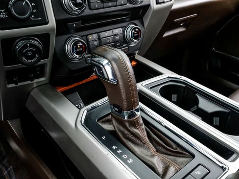Used 2017 Ford F150 King Ranch w/ Equipment Group 601A Luxury AWD/4WD image 26