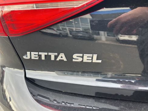 Used 2015 Volkswagen Jetta SEL Premium image 21