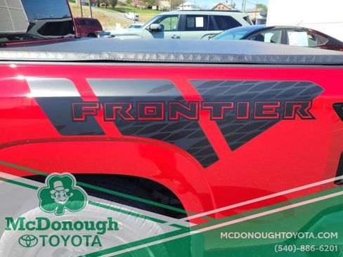 Used 2022 Nissan Frontier S w/ Technology Package image 9