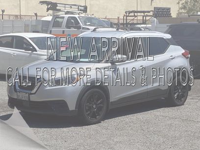 Used 2020 Nissan Kicks SV w/ Exterior Package