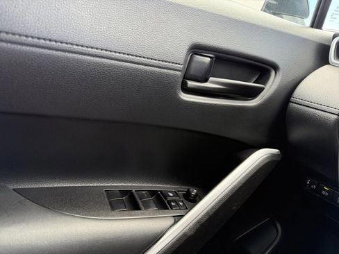 Used 2026 Toyota Corolla Cross LE w/ Cold Weather Package image 22