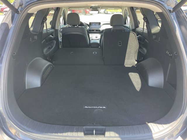 Used 2022 Hyundai Santa Fe SEL w/ Convenience Package FWD image 11