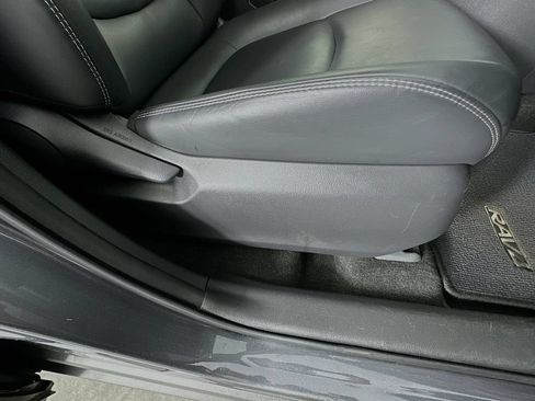 Used 2020 Toyota RAV4 XLE Premium AWD/4WD image 22