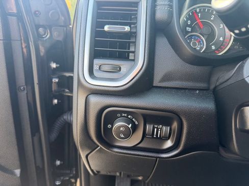 Used 2024 RAM 3500 Laramie w/ Towing Technology Group AWD/4WD image 12