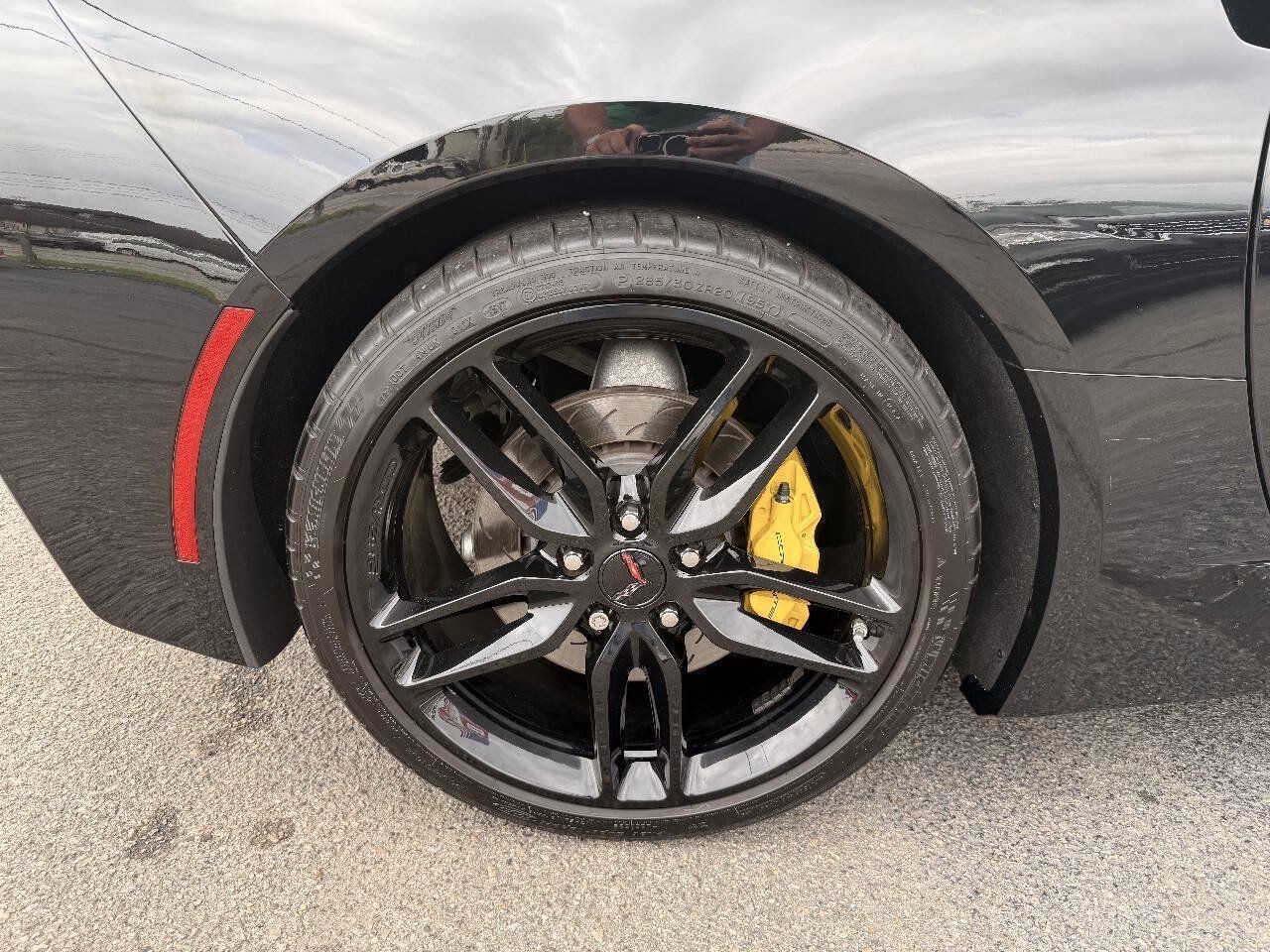 Used 2017 Chevrolet Corvette Stingray Coupe RWD image 98